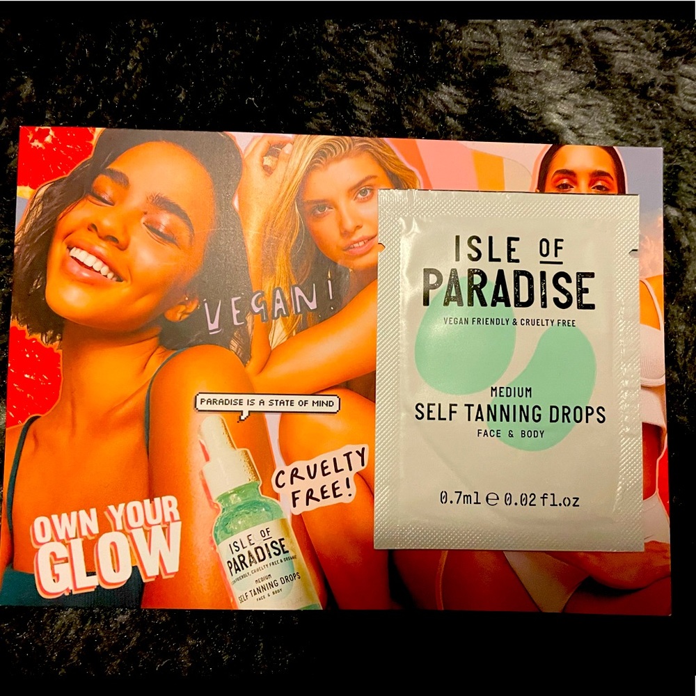 NWT Isle of Paradise: medium self tanning drops